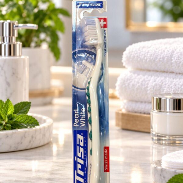 مسواک پرل وایت Pearl White تریزا Trisa با برس متوسط – بدنه سبز
